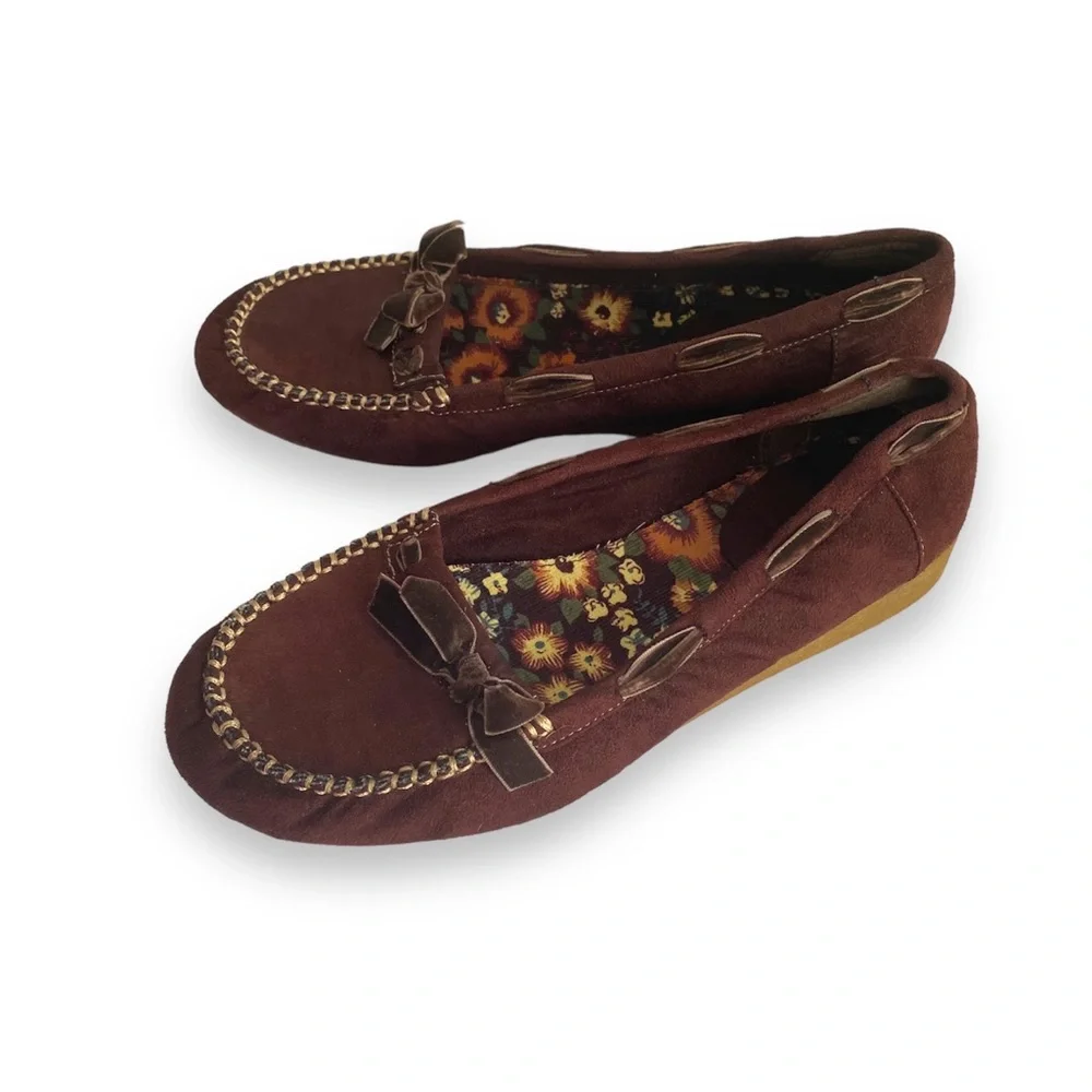 LOWER EAST SIDE Women Leather Moccasin Slip On Shoes 9.5 Red Wine Canoe Loafers